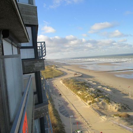 Studio On The Beach With Sea View Middelkerke Buitenkant foto