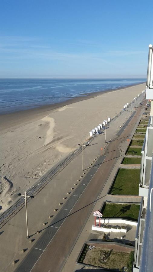 Studio On The Beach With Sea View Middelkerke Buitenkant foto
