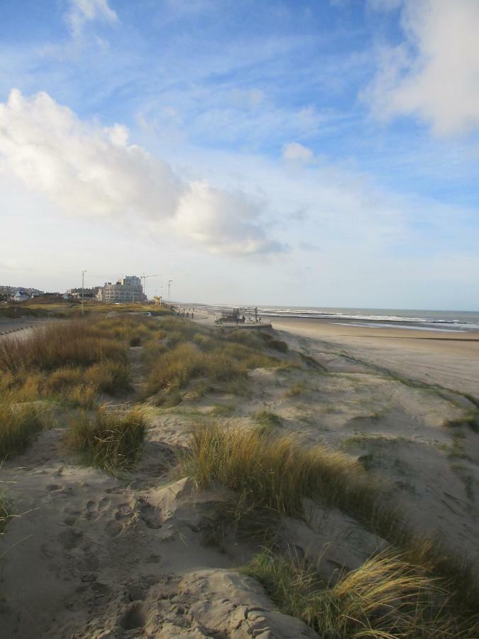 Studio On The Beach With Sea View Middelkerke Buitenkant foto